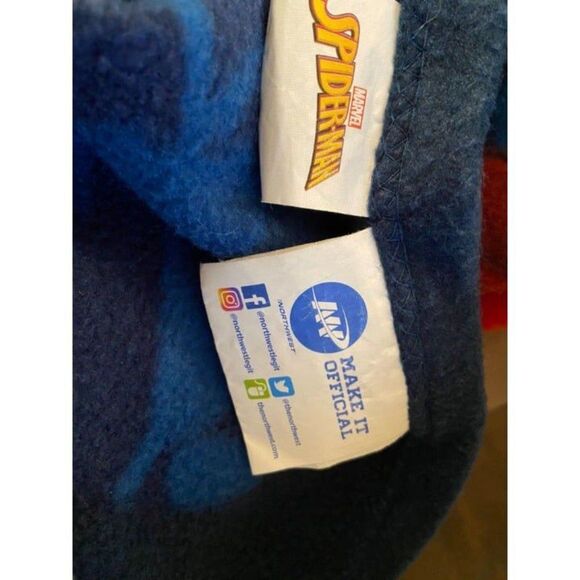 Fleece Spider Man Robe (Youth one size) - Picture 7 of 7